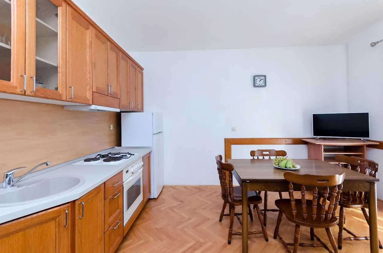Apartments Ruza A Lopar